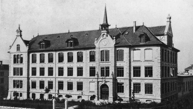 Schule Hofacker, Schulhaus von Friedrich Wehrli, Ansicht von Osten, ca. 1900, Baugeschichtliches Archiv Zürich